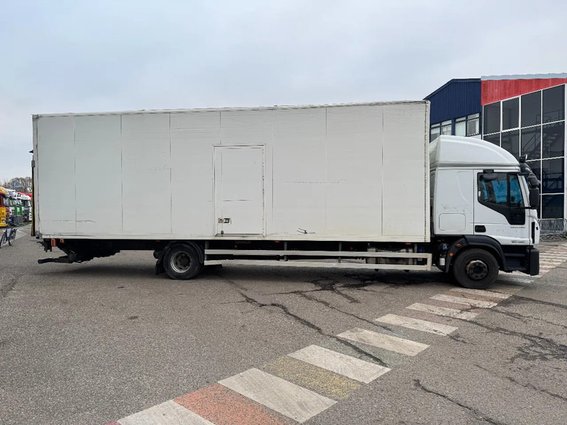 Iveco EuroCargo 160 280 4X2 CLOSED BOX ZEPRO 2000 KG - Грузовик с закрытым кузовом: фото 4 Iveco EuroCargo 160 280 4X2 CLOSED BOX ZEPRO 2000 KG - Грузовик с закрытым кузовом: фото 4
