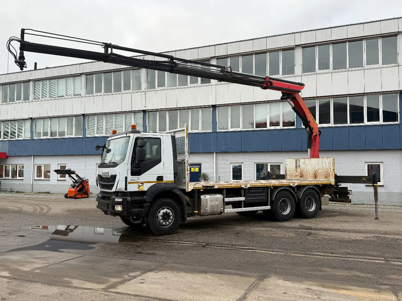 Iveco Trakker 360 6X4 EURO 6 + PALFINGER PK20001K + REMOTE CONTROL - Автоманипулятор: фото 1 Iveco Trakker 360 6X4 EURO 6 + PALFINGER PK20001K + REMOTE CONTROL - Автоманипулятор: фото 1