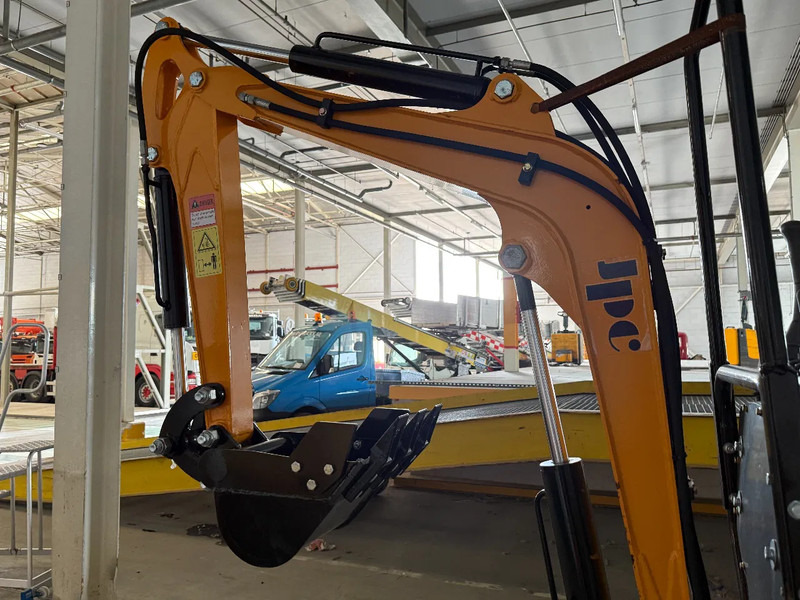 JPC HT12 + TRAILER - NEW AND UNUSED BOTH! - Мини-экскаватор: фото 5 JPC HT12 + TRAILER - NEW AND UNUSED BOTH! - Мини-экскаватор: фото 5