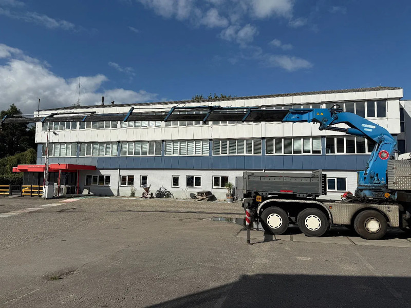 MAN 33.463 33-463 8x4 met 62 effer kraan 6x uitschuifbaar - Автоманипулятор: фото 3 MAN 33.463 33-463 8x4 met 62 effer kraan 6x uitschuifbaar - Автоманипулятор: фото 3