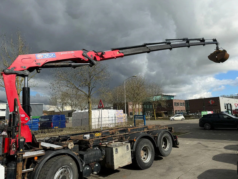 MAN TGA 35.440 8X2 - EURO 4 + HMF 2620K-RC 2018! + REMOTE + HYDRAUTO CABLE LIFT + LIFTING AXLE - Автоманипулятор: фото 5 MAN TGA 35.440 8X2 - EURO 4 + HMF 2620K-RC 2018! + REMOTE + HYDRAUTO CABLE LIFT + LIFTING AXLE - Автоманипулятор: фото 5