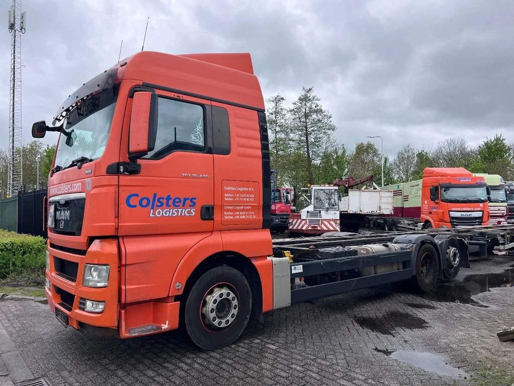 MAN TGX 26.440 XLX 6X2 EURO 5 - BDF CHASSIS + RETARD - Грузовик-контейнеровоз/ Сменный кузов: фото 1 MAN TGX 26.440 XLX 6X2 EURO 5 - BDF CHASSIS + RETARD - Грузовик-контейнеровоз/ Сменный кузов: фото 1