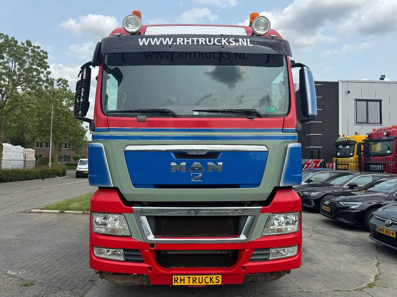 MAN TGX 35.540 - 8X4 - EURO 5 + AJK HOOK + LIFT/STEE - Крюковой мультилифт: фото 2 MAN TGX 35.540 - 8X4 - EURO 5 + AJK HOOK + LIFT/STEE - Крюковой мультилифт: фото 2