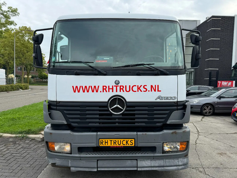 Mercedes-Benz LS 1923 ATEGO + 2011 FASSI F110 + 2011 VDS HOOKLIFT - Крюковой мультилифт, Автоманипулятор: фото 2 Mercedes-Benz LS 1923 ATEGO + 2011 FASSI F110 + 2011 VDS HOOKLIFT - Крюковой мультилифт, Автоманипулятор: фото 2