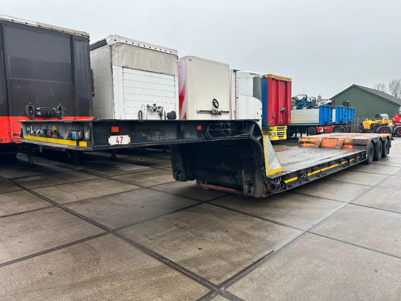 Nooteboom OSDBAZ-45VV, 3 AXLE STEERING, 3,6 M EXTENDABLE - Низкорамный полуприцеп: фото 4 Nooteboom OSDBAZ-45VV, 3 AXLE STEERING, 3,6 M EXTENDABLE - Низкорамный полуприцеп: фото 4