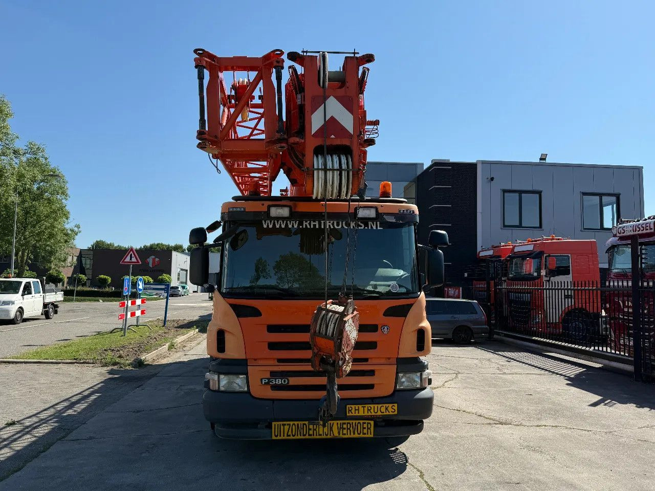 Scania P380 8X4 + FAUN HK40 + FLYJIB + BALLASTBL. 6,9 T - Автоманипулятор: фото 2 Scania P380 8X4 + FAUN HK40 + FLYJIB + BALLASTBL. 6,9 T - Автоманипулятор: фото 2