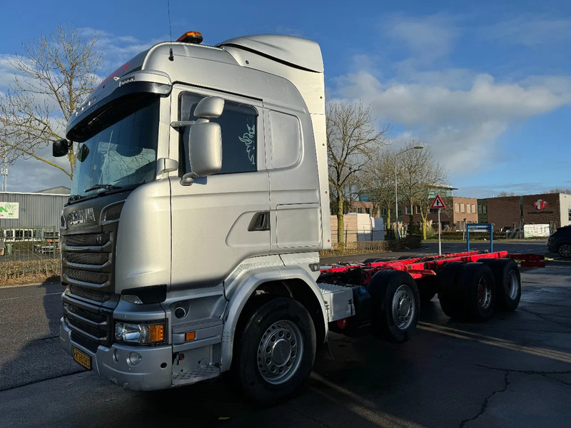 Scania R730 V8 8X4 EURO 6 BIG AXLES - Грузовик-шасси: фото 1 Scania R730 V8 8X4 EURO 6 BIG AXLES - Грузовик-шасси: фото 1