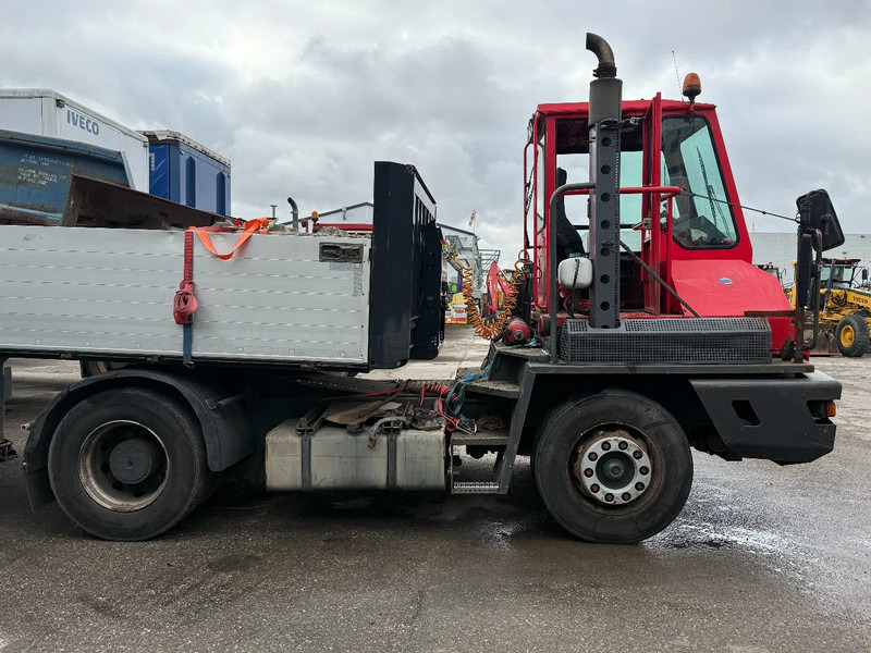 Terberg YT 180 4X2 - HUB REDUCTION + NL REGISTRATION! - Терминальный тягач: фото 4 Terberg YT 180 4X2 - HUB REDUCTION + NL REGISTRATION! - Терминальный тягач: фото 4