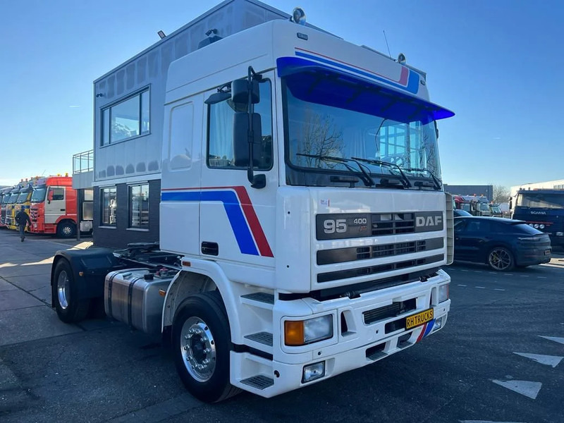 DAF 95.400 4X2 RESTORED/RESTAURIERT/GERESTAUREERD - Тягач: фото 1 DAF 95.400 4X2 RESTORED/RESTAURIERT/GERESTAUREERD - Тягач: фото 1