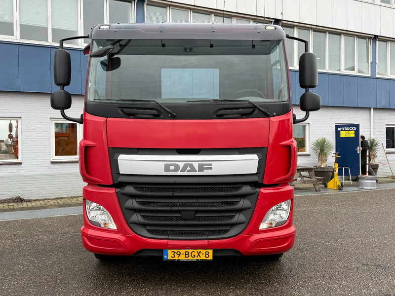 DAF CF 370 4X2 EURO 6 - WHEELBASE: 3,25 METER - Тягач: фото 2 DAF CF 370 4X2 EURO 6 - WHEELBASE: 3,25 METER - Тягач: фото 2