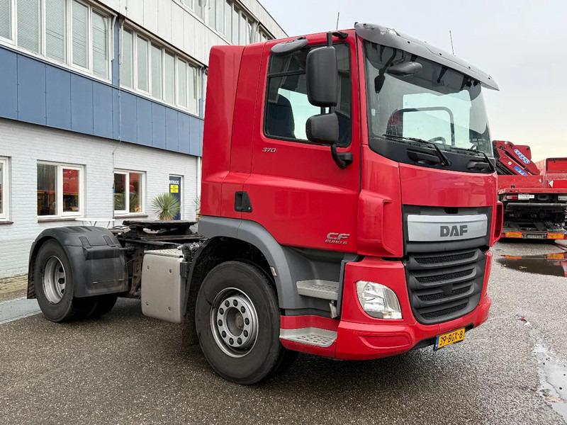 DAF CF 370 4X2 EURO 6 - WHEELBASE: 3,25 METER - Тягач: фото 3 DAF CF 370 4X2 EURO 6 - WHEELBASE: 3,25 METER - Тягач: фото 3