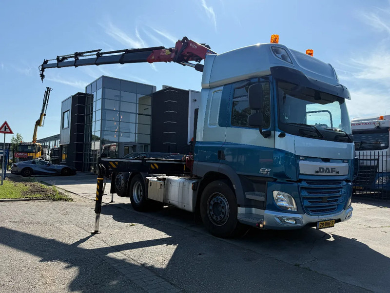 DAF CF 440 6X2 EURO 6 + HMF 3220-K5 REMOTE 5E & 6E FUNCTIE - Тягач: фото 2 DAF CF 440 6X2 EURO 6 + HMF 3220-K5 REMOTE 5E & 6E FUNCTIE - Тягач: фото 2