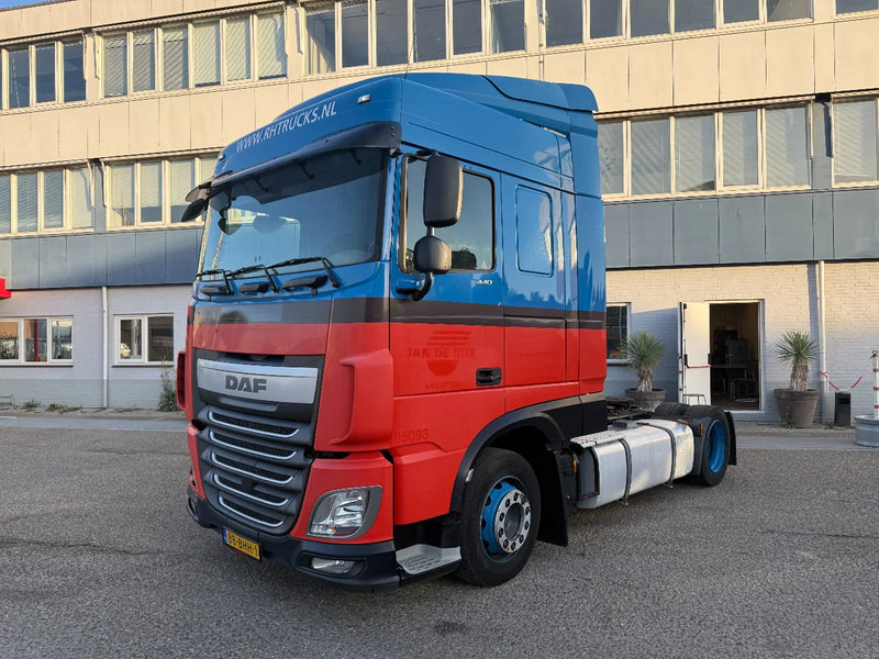 DAF XF 440 XF 440 TREKKER EURO 6 - Тягач: фото 3 DAF XF 440 XF 440 TREKKER EURO 6 - Тягач: фото 3