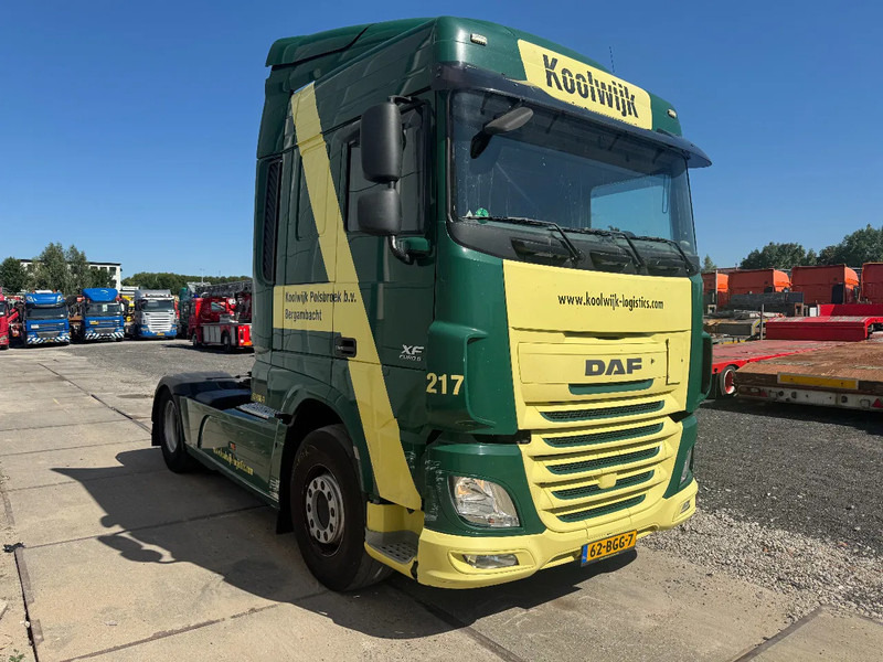 DAF XF 460 4X2 EURO 6 SKIRTS SPOILERS - Тягач: фото 3 DAF XF 460 4X2 EURO 6 SKIRTS SPOILERS - Тягач: фото 3