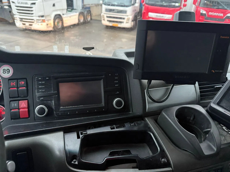 Тягач MAN TGX 41.540 8X4 + RETARDER + HYDRAULICS PTO: фото 19 Тягач MAN TGX 41.540 8X4 + RETARDER + HYDRAULICS PTO: фото 19