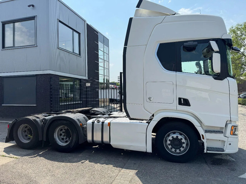 Scania R580 V8 NGS 6X4 EURO 6 RETARDER - Тягач: фото 4 Scania R580 V8 NGS 6X4 EURO 6 RETARDER - Тягач: фото 4