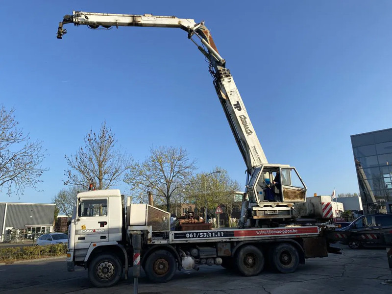 Volvo F 12 8X4 + CORMACH 87000 CRANE - 8.642 HOURS - Автоманипулятор: фото 1 Volvo F 12 8X4 + CORMACH 87000 CRANE - 8.642 HOURS - Автоманипулятор: фото 1