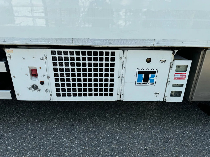 Volvo FH 12.420 6X2 - EURO 3 + HANGER NETAM-FRUEHAUF + THERMOKING + DHOLLANDIA LIFT в лизинг Volvo FH 12.420 6X2 - EURO 3 + HANGER NETAM-FRUEHAUF + THERMOKING + DHOLLANDIA LIFT: фото 13