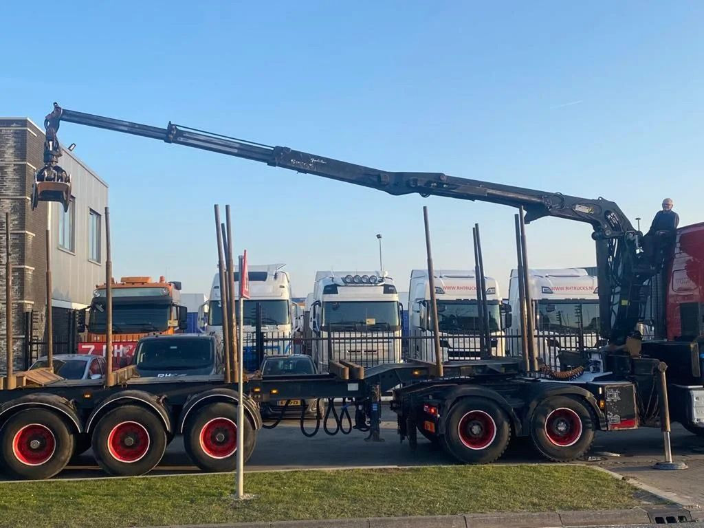 Volvo FH 540 6X4 EURO 6 + EPSILON S260Z96 + TRAILER 4 - Лесовоз, Автоманипулятор: фото 5 Volvo FH 540 6X4 EURO 6 + EPSILON S260Z96 + TRAILER 4 - Лесовоз, Автоманипулятор: фото 5