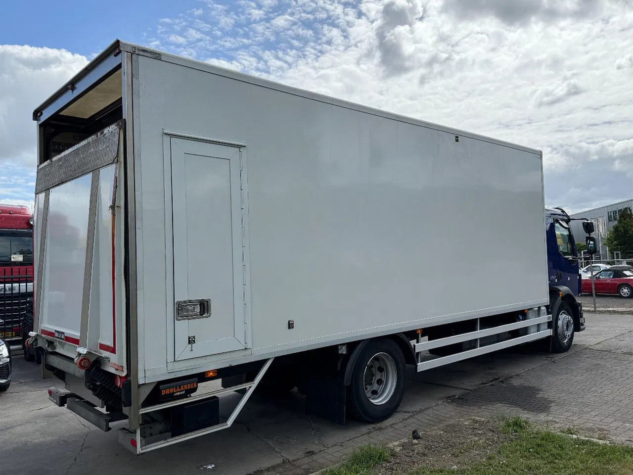 Volvo FL 250 18 TON - ONLY 169.291 KM + DHOLLANDIA LIF - Грузовик с закрытым кузовом: фото 4 Volvo FL 250 18 TON - ONLY 169.291 KM + DHOLLANDIA LIF - Грузовик с закрытым кузовом: фото 4