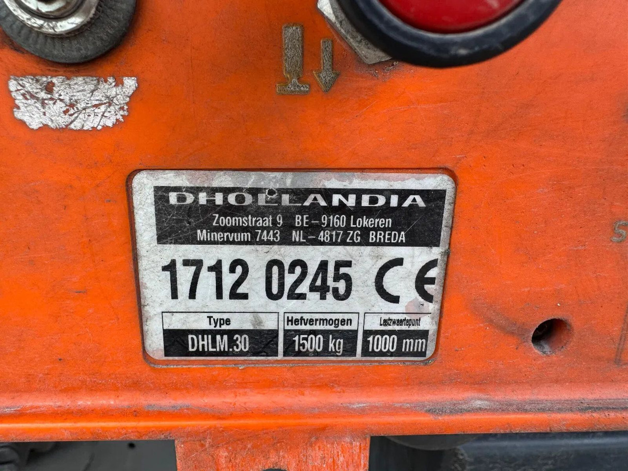 Грузовик с закрытым кузовом Volvo FL 250 4X2 EURO 6 DHOLLANDIA LIFT + CARGOLOCK TÜ: фото 12