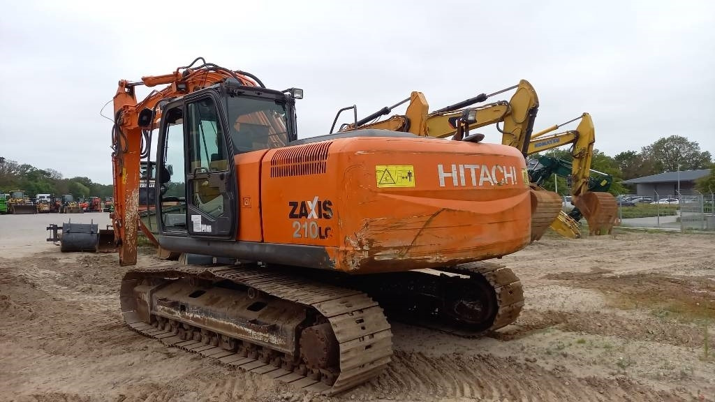 Hitachi ZX 210 LC-3 - Гусеничный экскаватор: фото 2 Hitachi ZX 210 LC-3 - Гусеничный экскаватор: фото 2