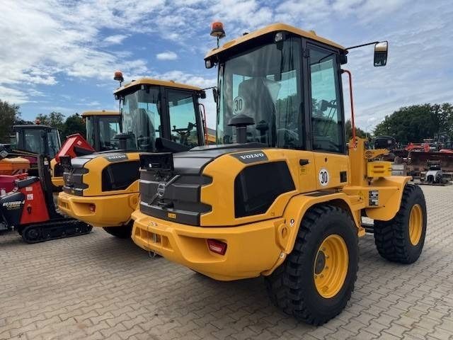 Volvo L 30 HS Klima - Колёсный погрузчик: фото 5 Volvo L 30 HS Klima - Колёсный погрузчик: фото 5