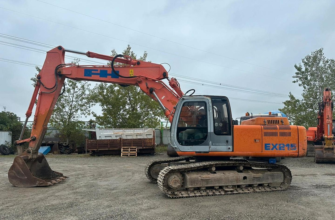 Escavatore cingolato Fiat-Hitachi ex 215 - Другая техника: фото 1 Escavatore cingolato Fiat-Hitachi ex 215 - Другая техника: фото 1
