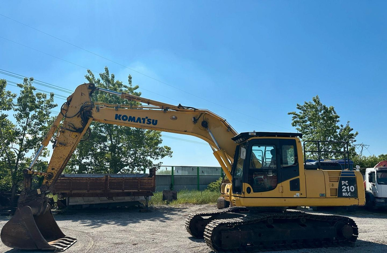 Гусеничный экскаватор Escavatore Komatsu PC 210 del 2016: фото 1