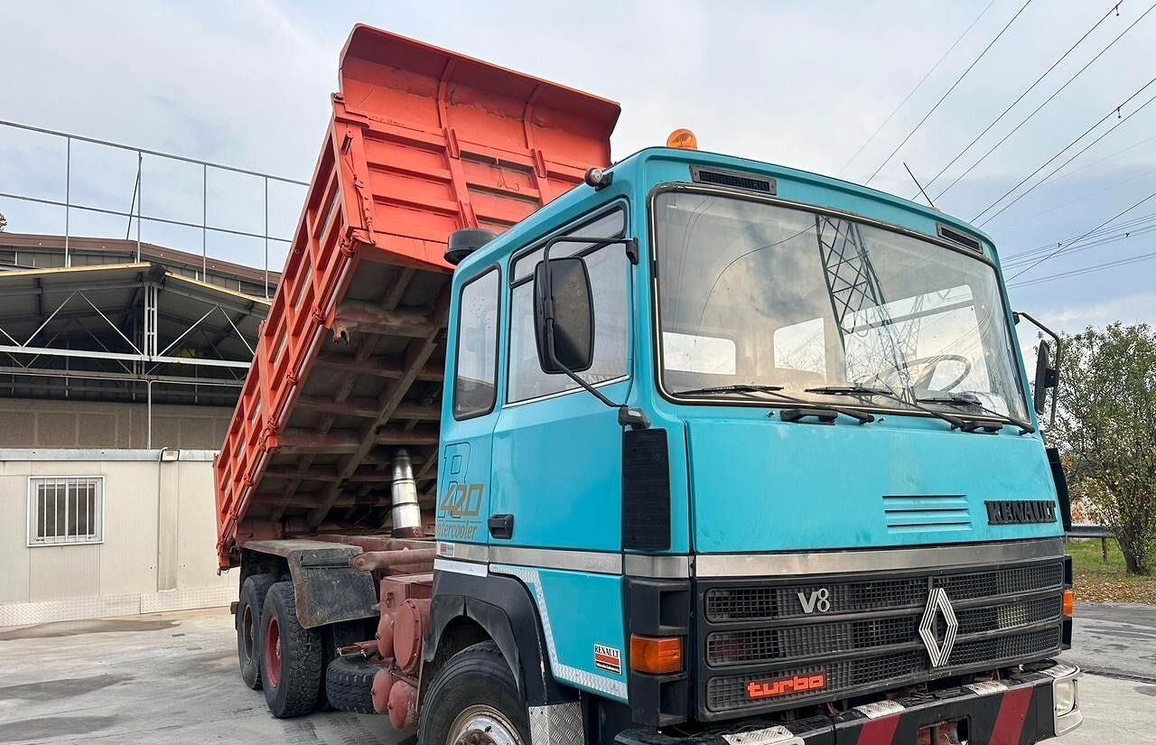 Самосвал Renault R420 3 assi ribaltabile: фото 8 Самосвал Renault R420 3 assi ribaltabile: фото 8