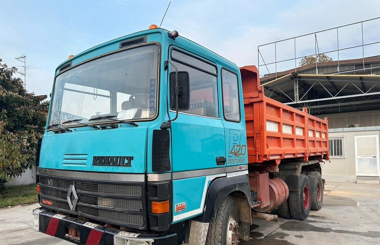 Самосвал Renault R420 3 assi ribaltabile: фото 11 Самосвал Renault R420 3 assi ribaltabile: фото 11
