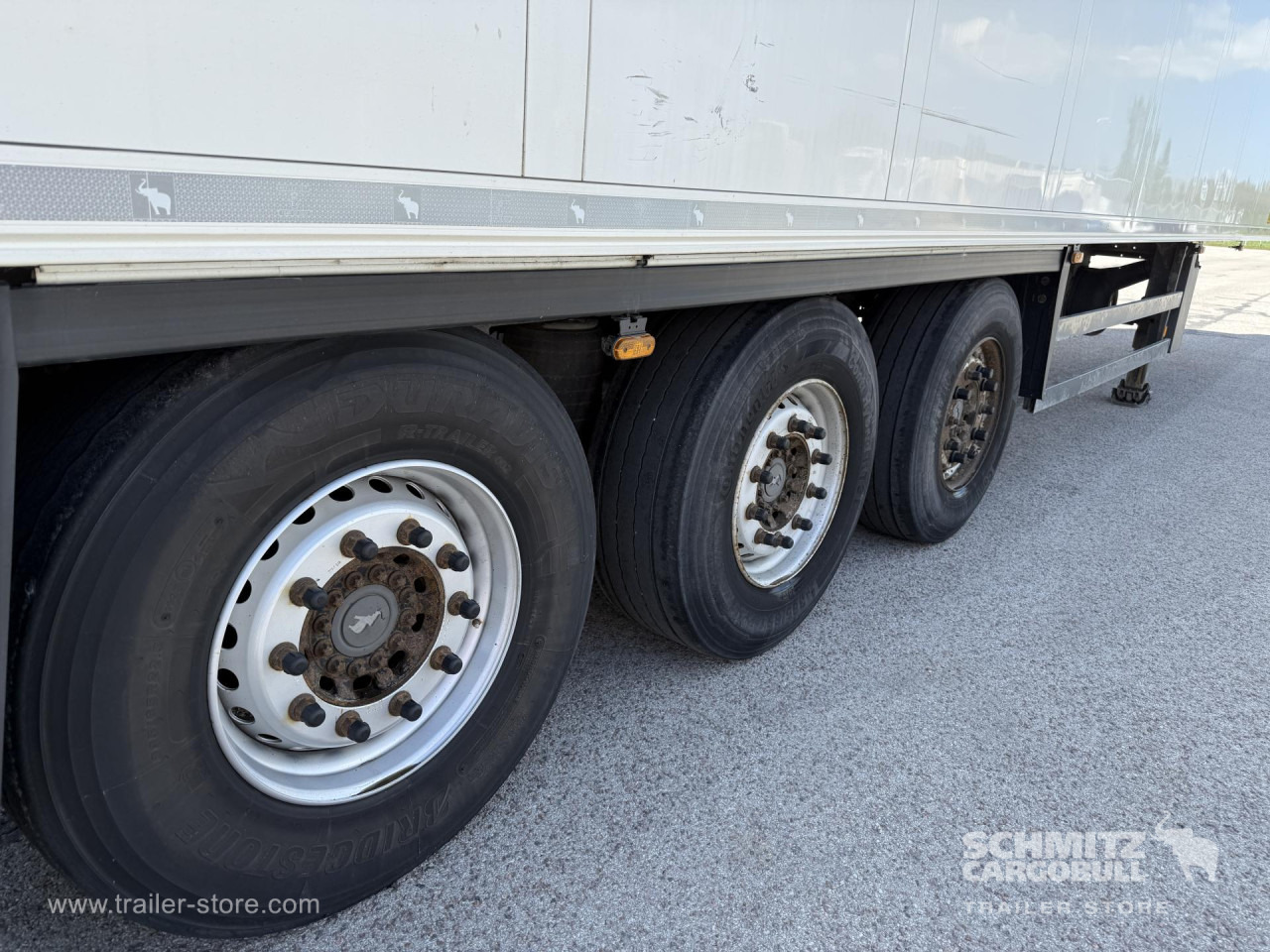 SCHMITZ Reefer Standard Double deck - Изотермический полуприцеп: фото 2 SCHMITZ Reefer Standard Double deck - Изотермический полуприцеп: фото 2