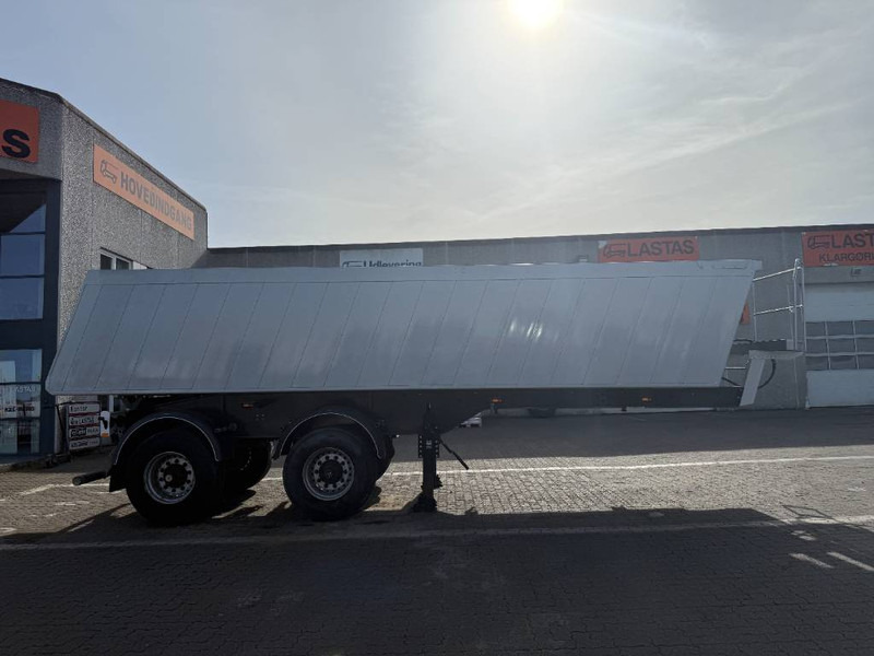 KEL-BERG 2-axle Tipper/Kipper/Tiptrailer 24 m³ - Самосвальный полуприцеп: фото 4 KEL-BERG 2-axle Tipper/Kipper/Tiptrailer 24 m³ - Самосвальный полуприцеп: фото 4