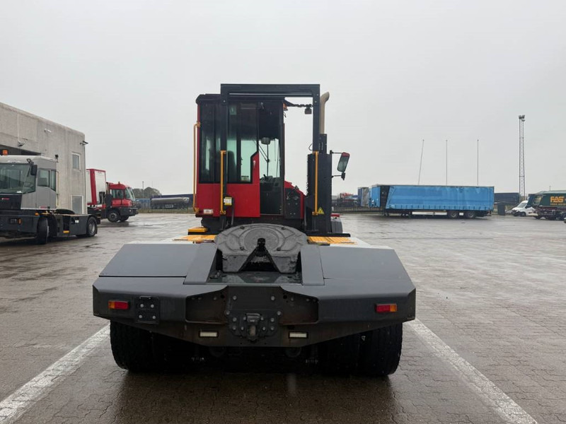 Kalmar Terminal tractor / Terminal-Zugmaschine / - Тягач: фото 4 Kalmar Terminal tractor / Terminal-Zugmaschine / - Тягач: фото 4