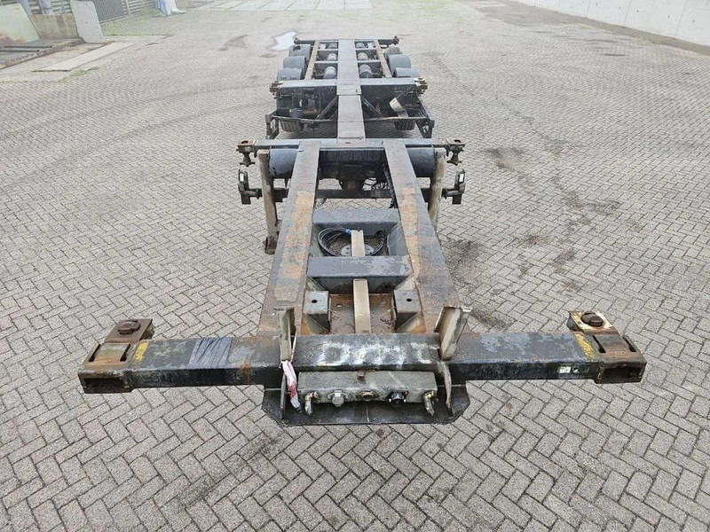 Broshuis MFCC Multi - Lifting axle - 2x20FT / 40FTHC / 45FTHC - Полуприцеп-контейнеровоз/ Сменный кузов: фото 2 Broshuis MFCC Multi - Lifting axle - 2x20FT / 40FTHC / 45FTHC - Полуприцеп-контейнеровоз/ Сменный кузов: фото 2