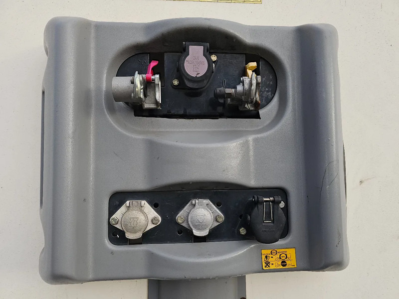 Полуприцеп-фургон Fruehauf 2000KG DHollandia - Lifting axle - sliding door: фото 8