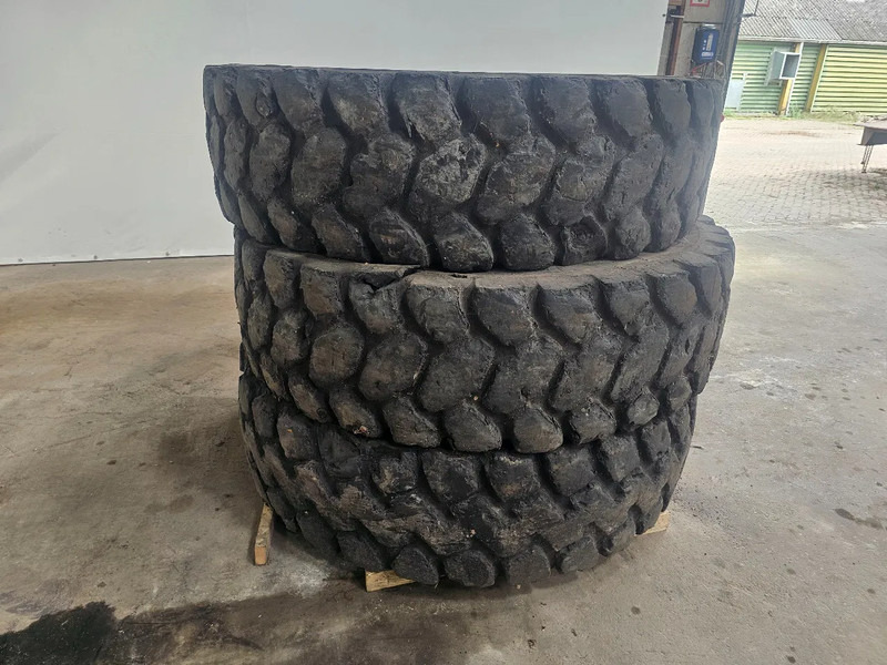 Michelin 18.00 R33 - Шина для Грузовиков: фото 2 Michelin 18.00 R33 - Шина для Грузовиков: фото 2