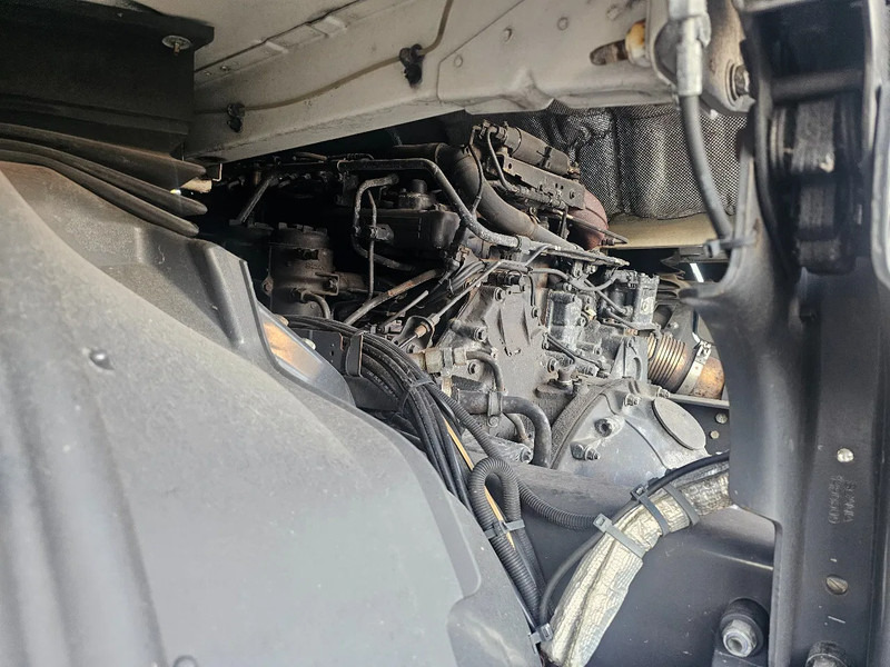 Тягач Scania G400: фото 17