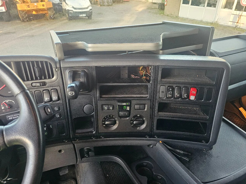 Тягач Scania G400: фото 11