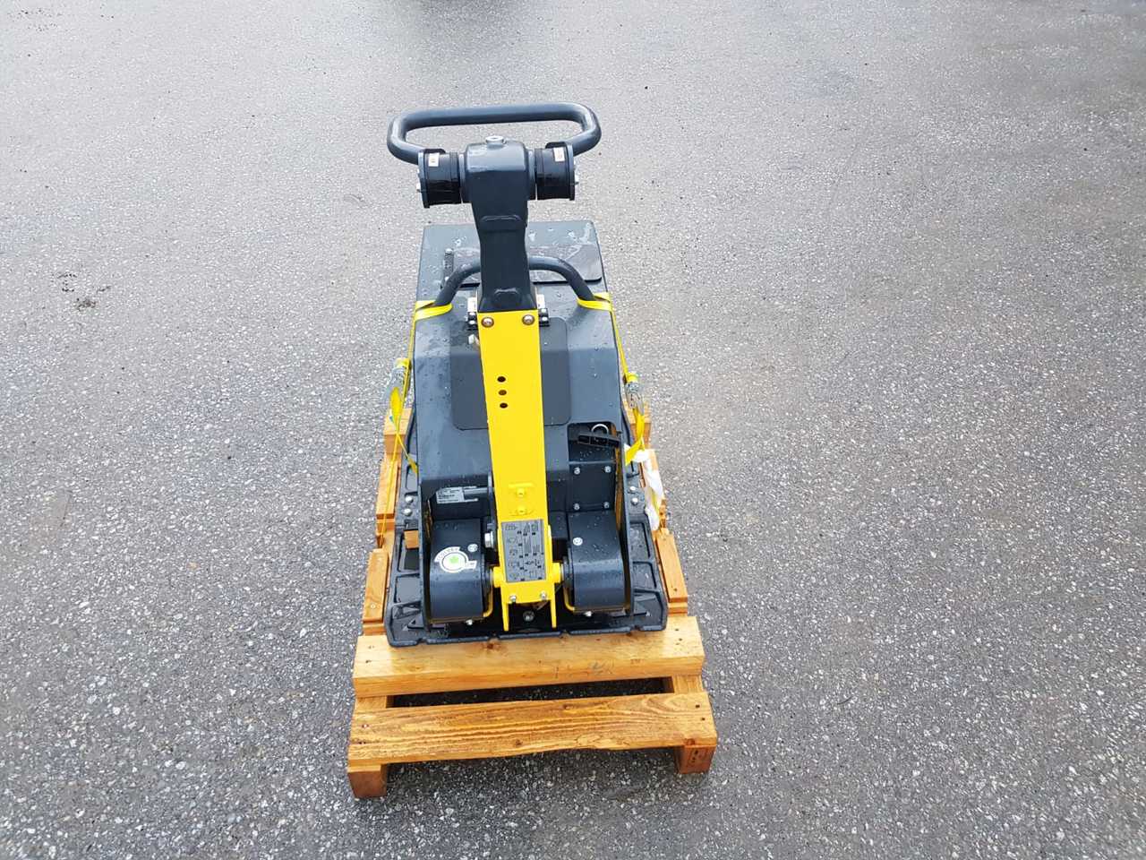 BOMAG BPR 35/60 D - Виброплита: фото 5 BOMAG BPR 35/60 D - Виброплита: фото 5