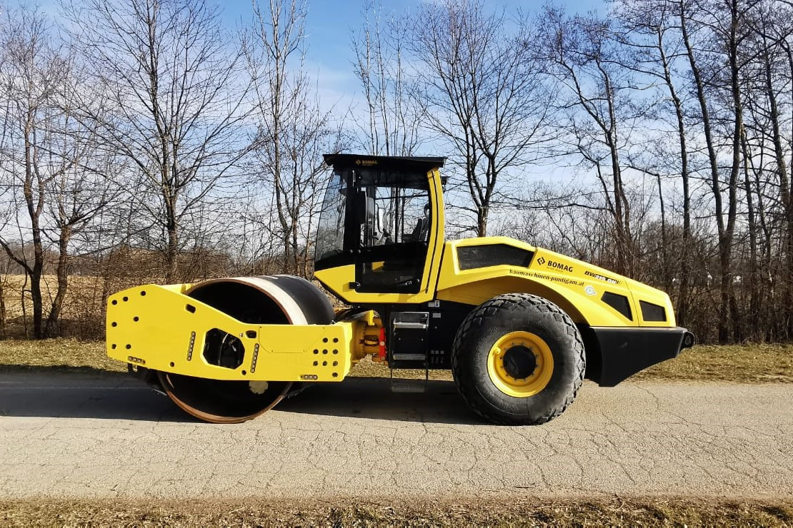 BOMAG BW 219 D-5 - Каток: фото 1 BOMAG BW 219 D-5 - Каток: фото 1