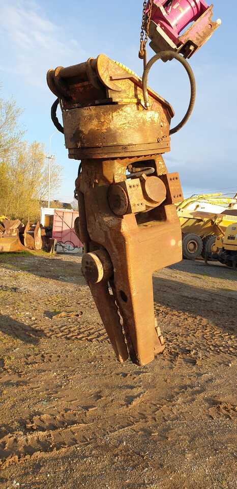 CUT Croco 400 - Гидроножницы для Гусеничных экскаваторов: фото 1 CUT Croco 400 - Гидроножницы для Гусеничных экскаваторов: фото 1