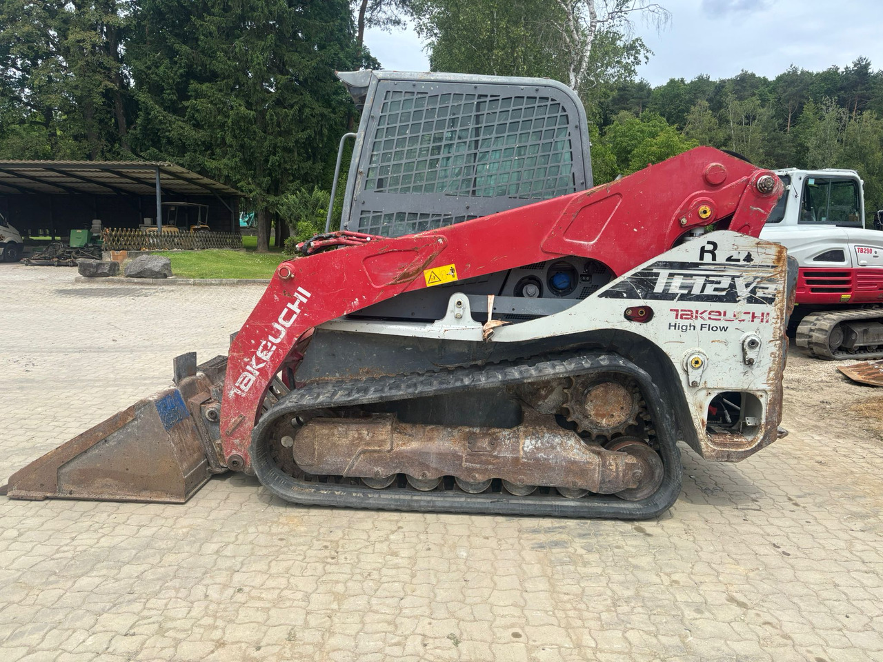 Takeuchi TL 12 V-2 - Engine defektive - Мини-погрузчик с бортовым поворотом: фото 1 Takeuchi TL 12 V-2 - Engine defektive - Мини-погрузчик с бортовым поворотом: фото 1