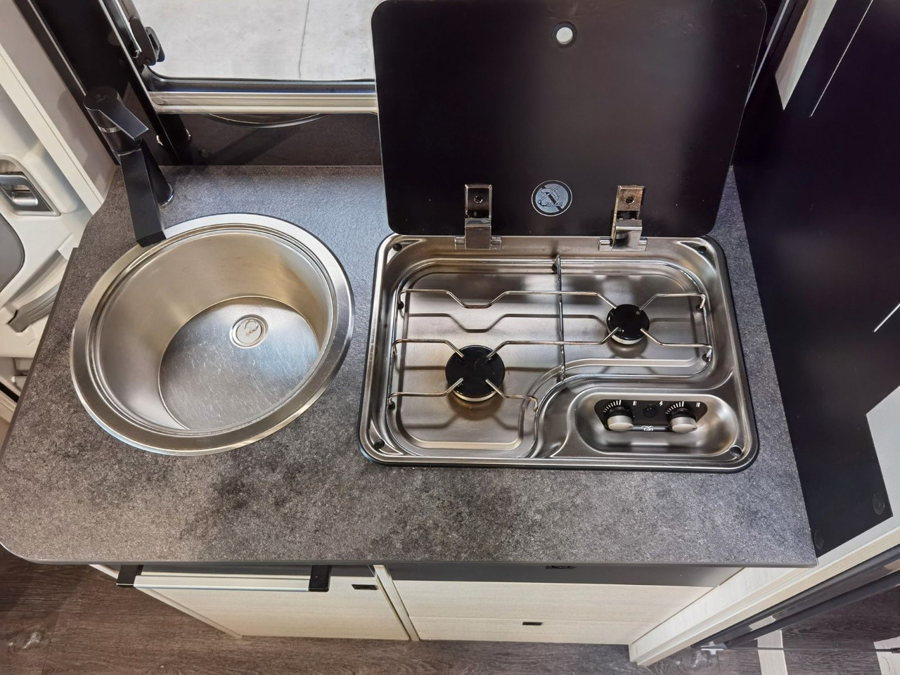 Полуинтегрированный автодом Chausson 627 GA TITANIUM -PREMIUM /EINZELBETTEN & HUBBETT: фото 17