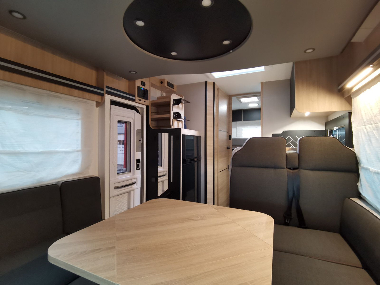 Полуинтегрированный автодом Chausson 724 ETAPE - LINE /140PS /ZUBEHÖR & CONNECT PAKET: фото 13 Полуинтегрированный автодом Chausson 724 ETAPE - LINE /140PS /ZUBEHÖR & CONNECT PAKET: фото 13
