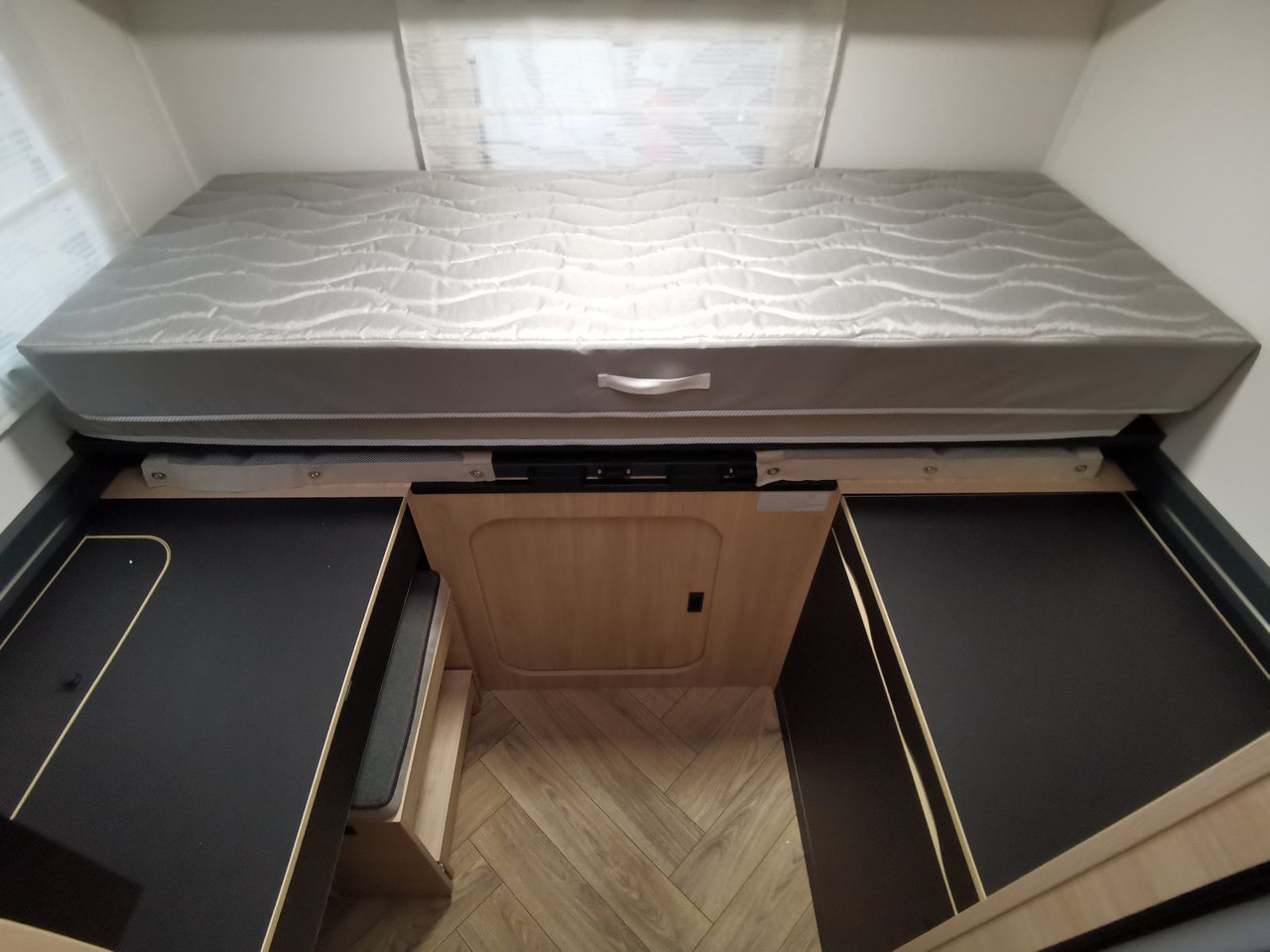 Полуинтегрированный автодом Chausson 724 ETAPE - LINE /140PS /ZUBEHÖR & CONNECT PAKET: фото 19 Полуинтегрированный автодом Chausson 724 ETAPE - LINE /140PS /ZUBEHÖR & CONNECT PAKET: фото 19