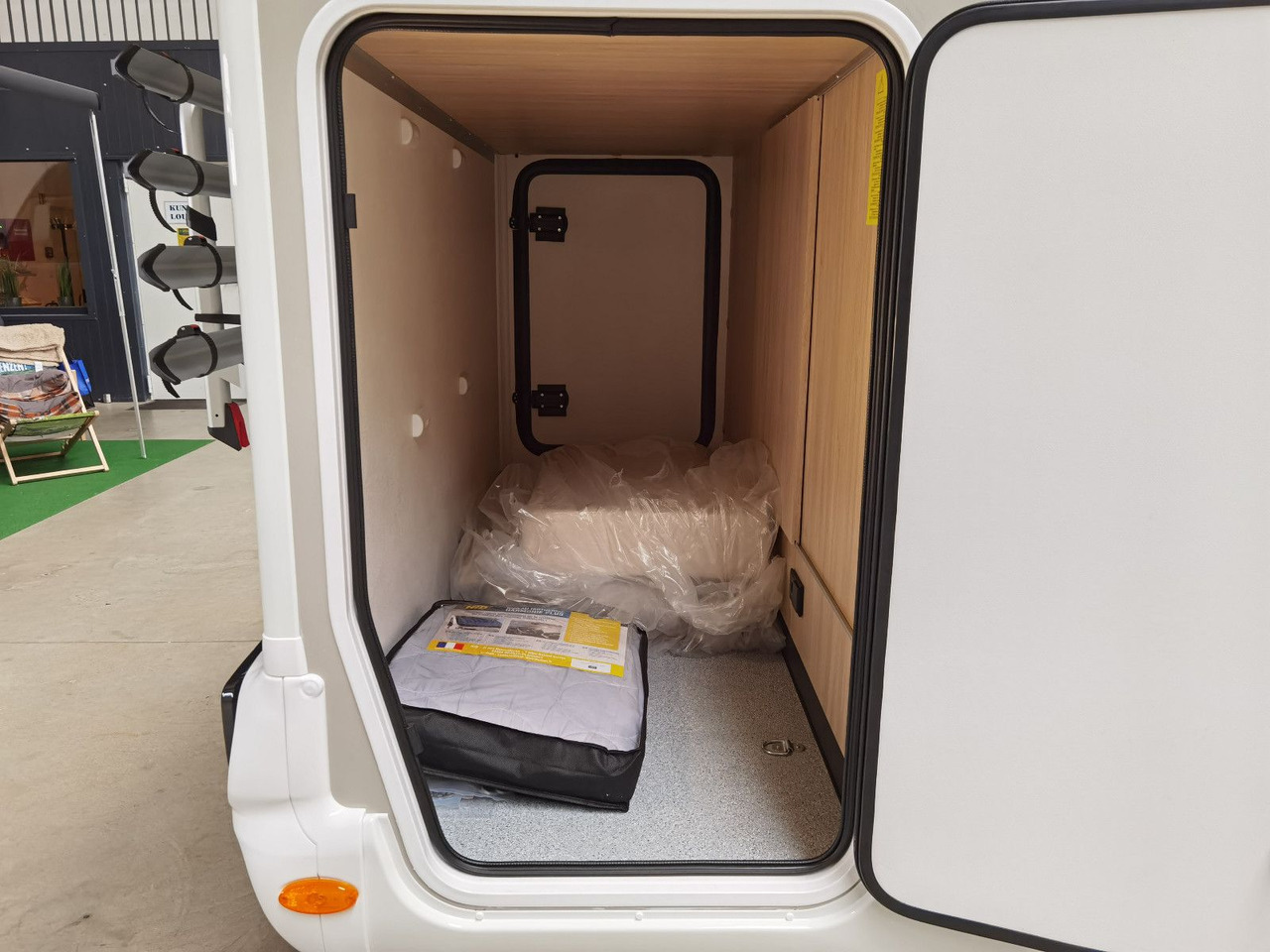 Полуинтегрированный автодом Chausson 724 ETAPE - LINE /140PS /ZUBEHÖR & CONNECT PAKET: фото 9 Полуинтегрированный автодом Chausson 724 ETAPE - LINE /140PS /ZUBEHÖR & CONNECT PAKET: фото 9