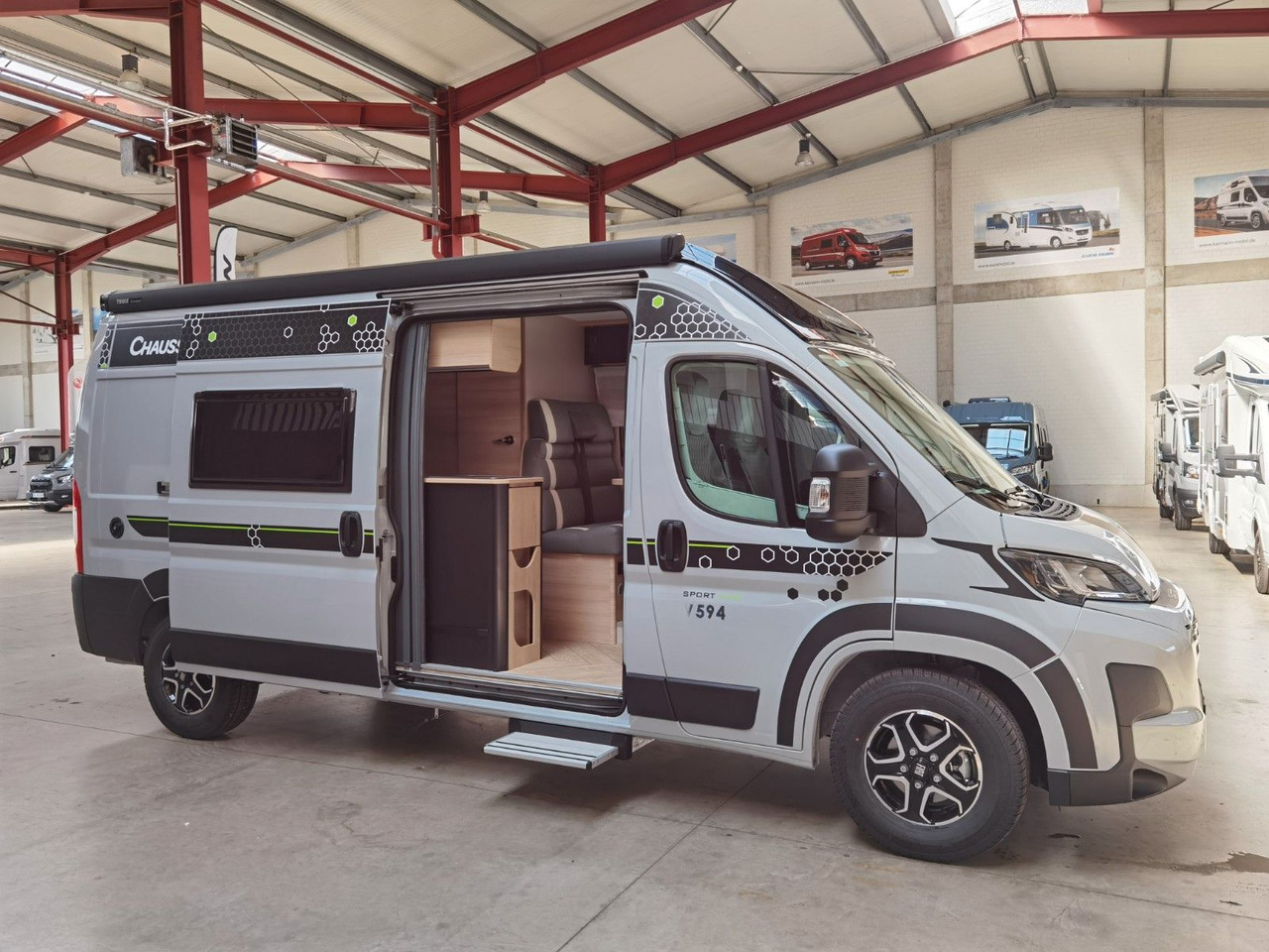 Кастенваген Chausson V594 SPORT LINE / - 2026 - / 140PS -8G-AUTOMATIK: фото 9