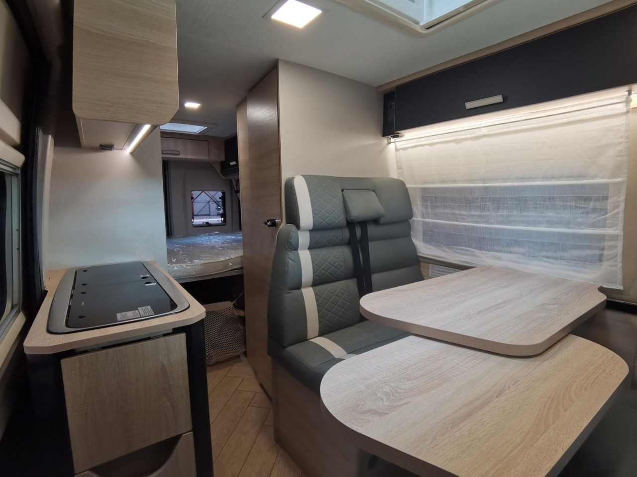 Кастенваген Chausson V594 SPORT LINE / - 2026 - / 140PS -8G-AUTOMATIK: фото 12