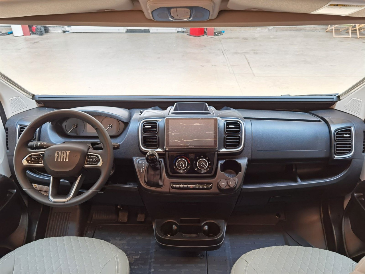 Кастенваген Chausson V594 SPORT LINE / - 2026 - / 140PS -8G-AUTOMATIK: фото 10
